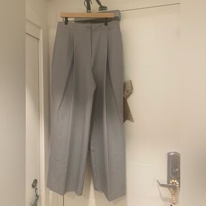 💕NEW💕 Gray Pants